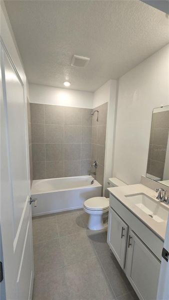 Furnished interior view inside a new home in Westview, Kissimmee (Image 6). Furnished interior view inside a new home in Westview, Kissimmee (Image 6).