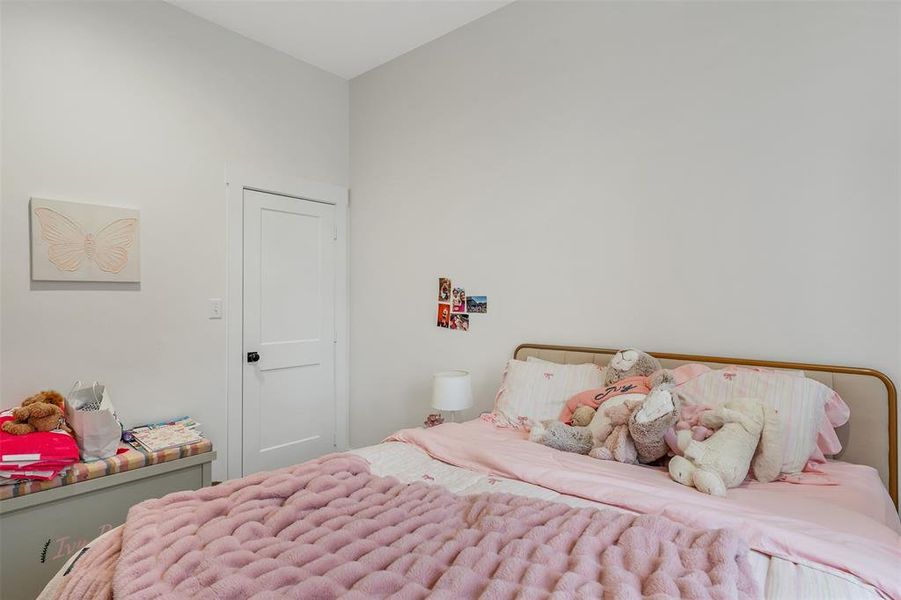 Furnished interior view inside a new home in , Tyler (Image 17).