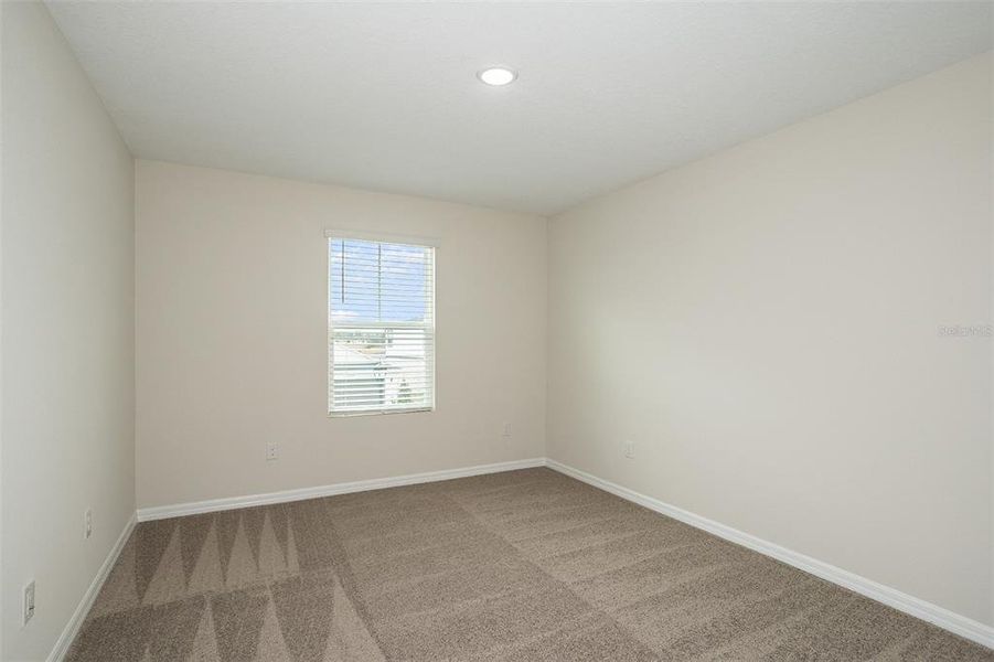 Spacious, unfurnished interior of a new home in Two Rivers, Zephyrhills (Image 20).