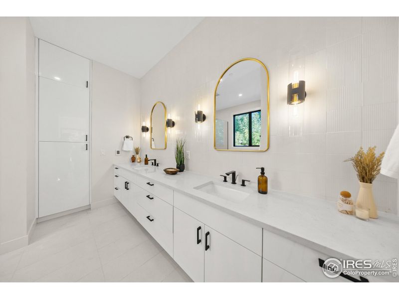 Furnished interior view inside a new home in , Boulder (Image 5). Furnished interior view inside a new home in , Boulder (Image 5).