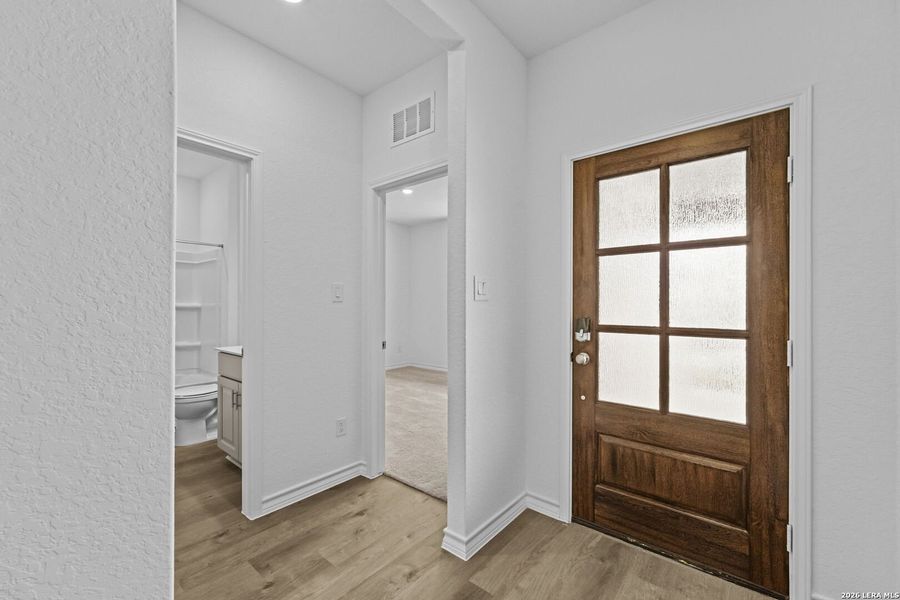 Spacious, unfurnished interior of a new home in Dove Song, Marion (Image 28).