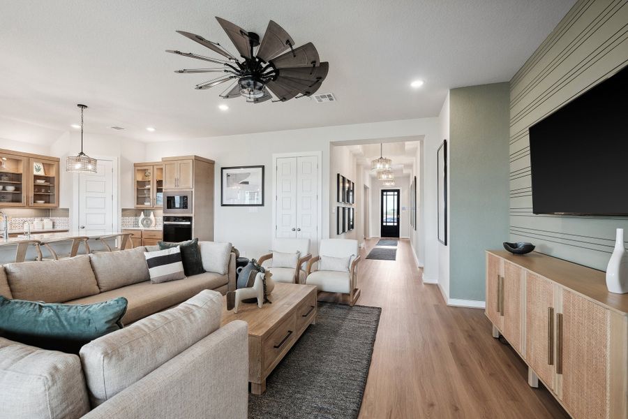 Representative furnished interior of a home built from the Elgin by Scott Felder Homes in Prominence, San Antonio (Image 8). Representative furnished interior of a home built from the Elgin by Scott Felder Homes in Prominence, San Antonio (Image 8).