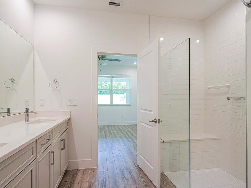 Furnished interior view inside a new home in , Port St. Lucie (Image 5).