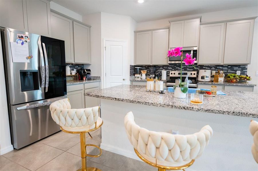 Furnished interior view inside a new home in North Park Isle, Plant City (Image 18).