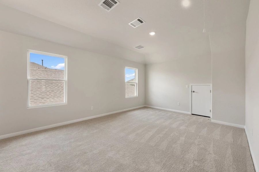 Spacious, unfurnished interior of a new home in La Cima, San Marcos (Image 26).