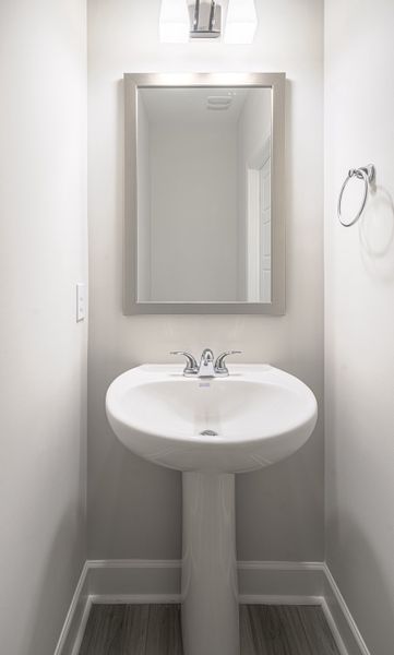 Representative furnished interior of a home built from the The McKee Manor by Cothran Homes in Holly Ridge, Greenville (Image 18). Representative furnished interior of a home built from the The McKee Manor by Cothran Homes in Holly Ridge, Greenville (Image 18).