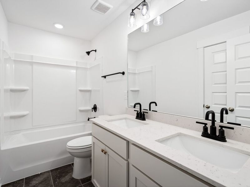 Furnished interior view inside a new home in Woods Crossing, Gallatin (Image 18).