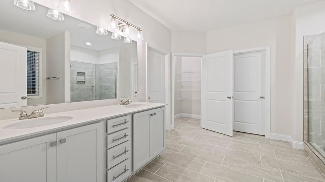 Furnished interior view inside a new home in Pinebrook, Woodruff (Image 11).