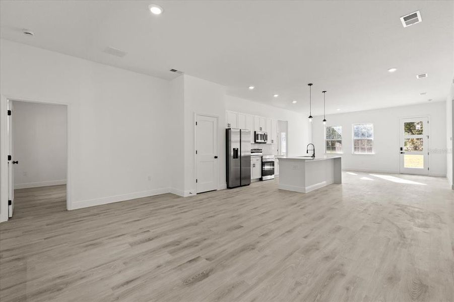 Spacious, unfurnished interior of a new home in , Citrus Springs (Image 17). Spacious, unfurnished interior of a new home in , Citrus Springs (Image 17).