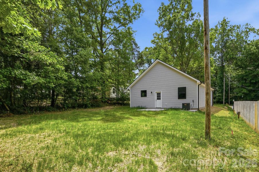 Exterior details and patio area of a home in , Statesville (Image 30).