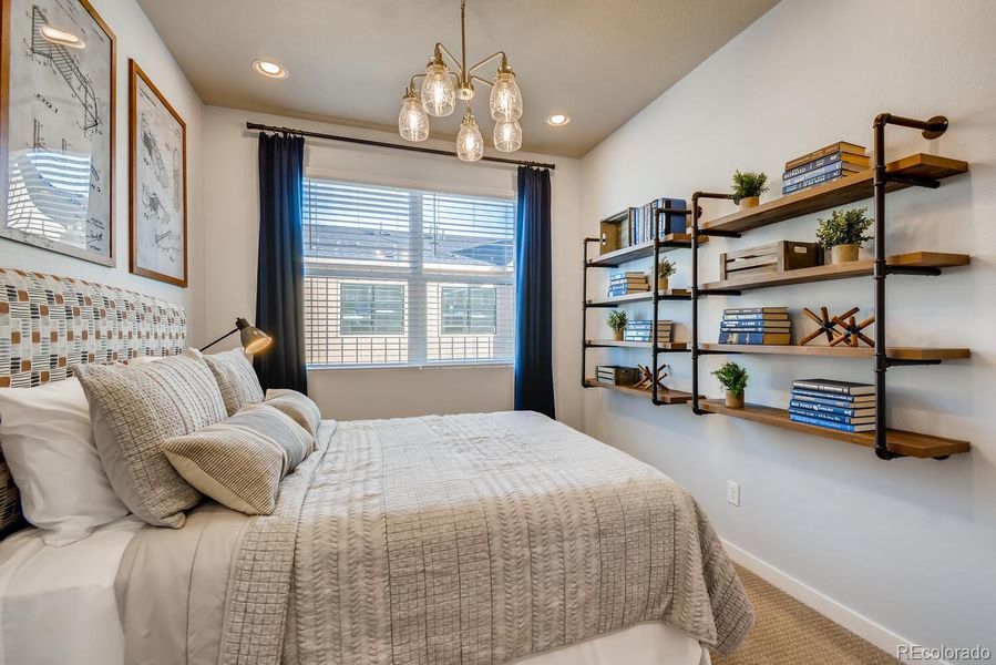 TO BE BUILT! PICTURES OF MODEL HOME. Same floorplan.