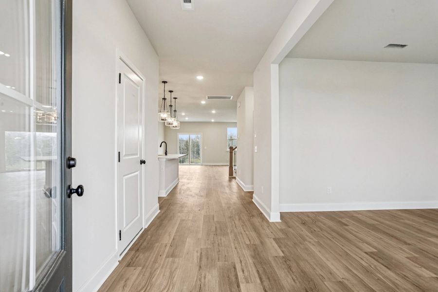 Spacious, unfurnished interior of a new home in Willow Landing, Mount Juliet (Image 17). Spacious, unfurnished interior of a new home in Willow Landing, Mount Juliet (Image 17).