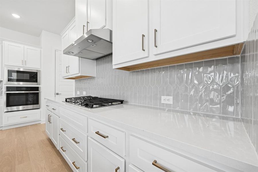 Furnished interior view inside a new home in , Mansfield (Image 7).