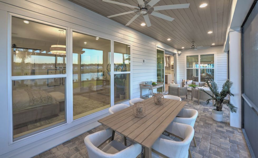 Exterior details and patio area of a home in Middlebourne, St. Johns (Image 21).