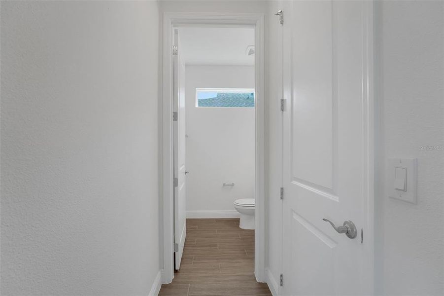 Image 53 of a home in Seaire.