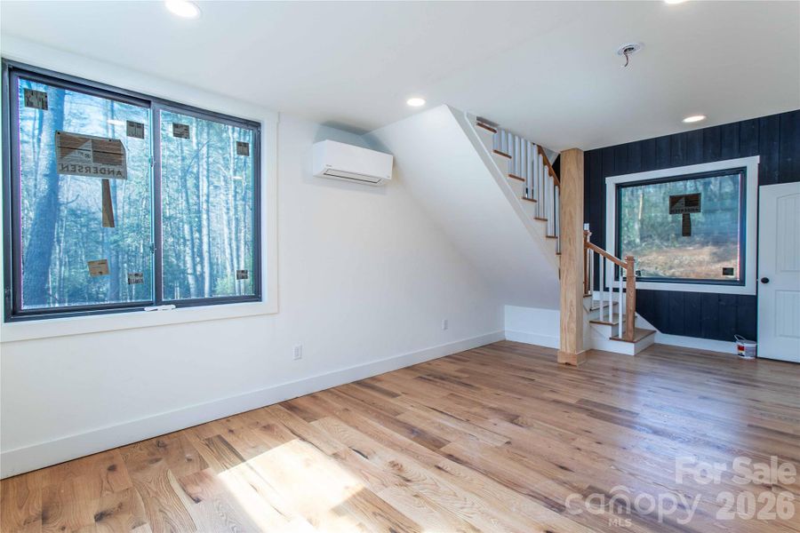 Spacious, unfurnished interior of a new home in , Brevard (Image 10).