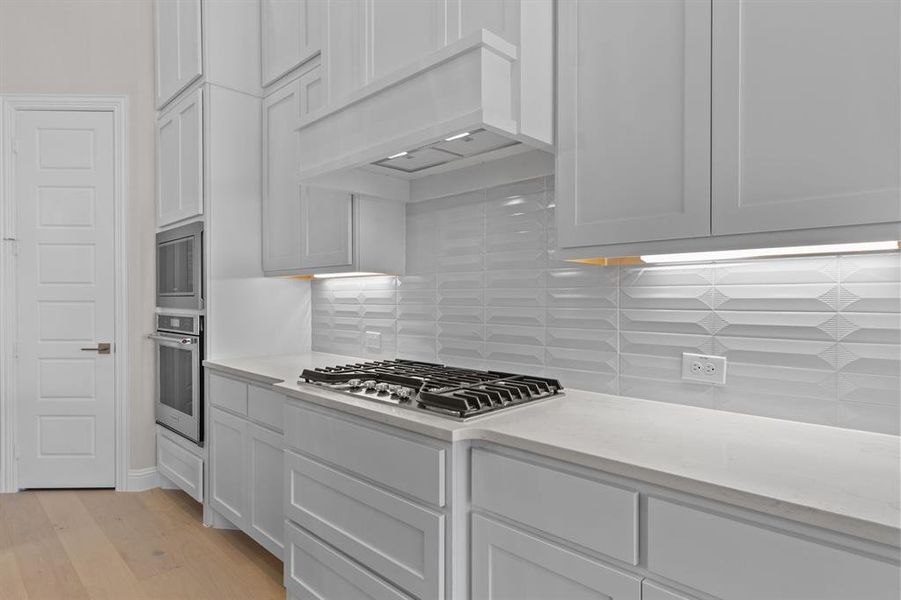 Furnished interior view inside a new home in Windsong Ranch, Prosper (Image 4). Furnished interior view inside a new home in Windsong Ranch, Prosper (Image 4).