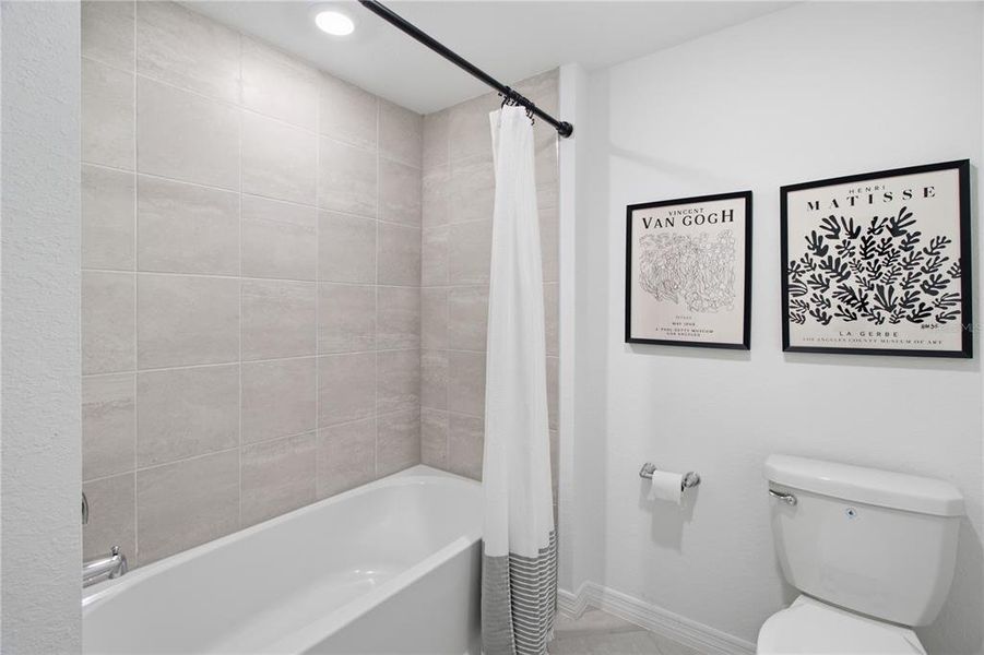 Furnished interior view inside a new home in , Lakewood Ranch (Image 11).