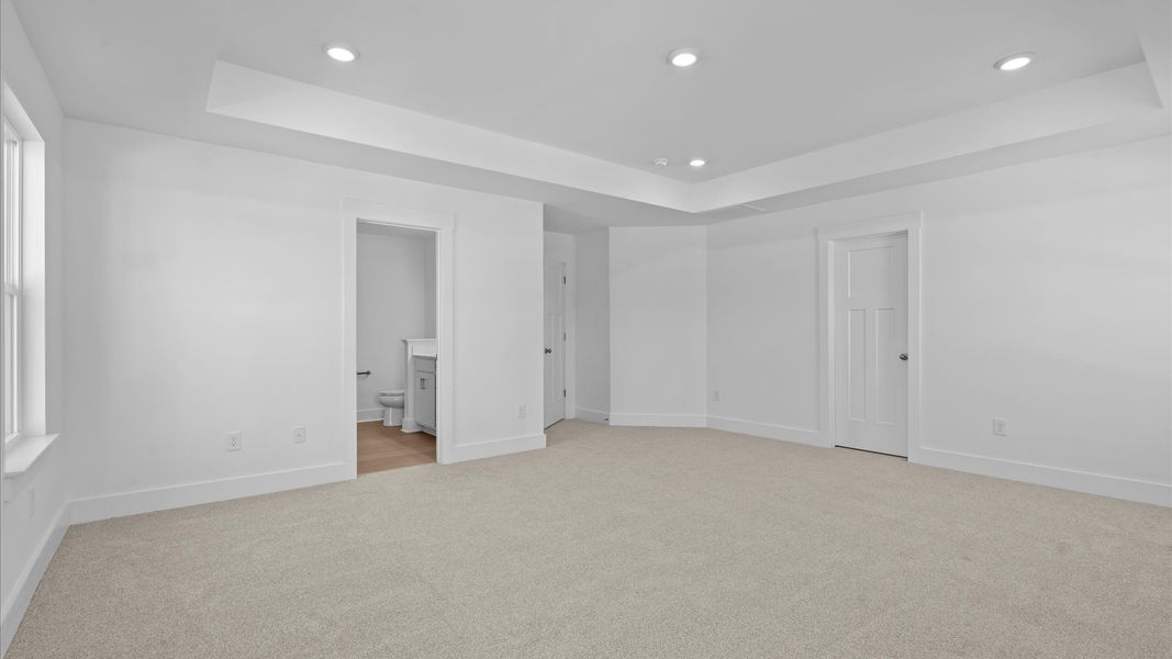 Desirable primary suite layout with spacious en suite bath in a proven, established community