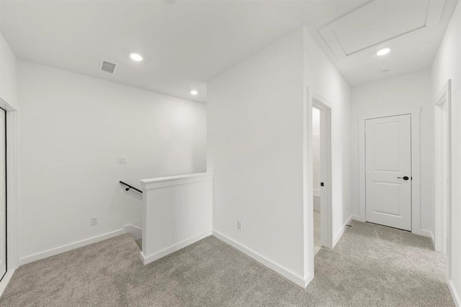 23. 2835 Concord - Loft