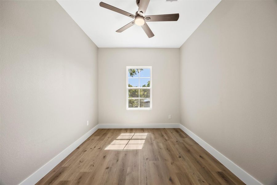 Spacious, unfurnished interior of a new home in , Houston (Image 23).