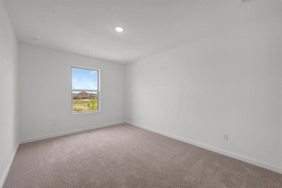 Spacious, unfurnished interior of a new home in Rolling Ridge, Van Alstyne (Image 16). Spacious, unfurnished interior of a new home in Rolling Ridge, Van Alstyne (Image 16).