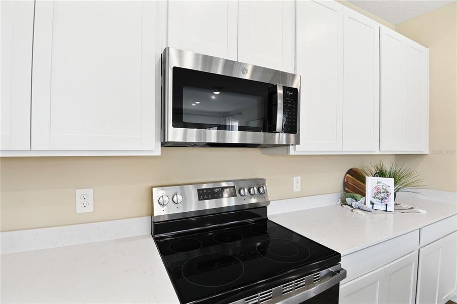 Close-up of interior finishes inside a home in Maple Ridge, Palmetto (Image 16). Close-up of interior finishes inside a home in Maple Ridge, Palmetto (Image 16).