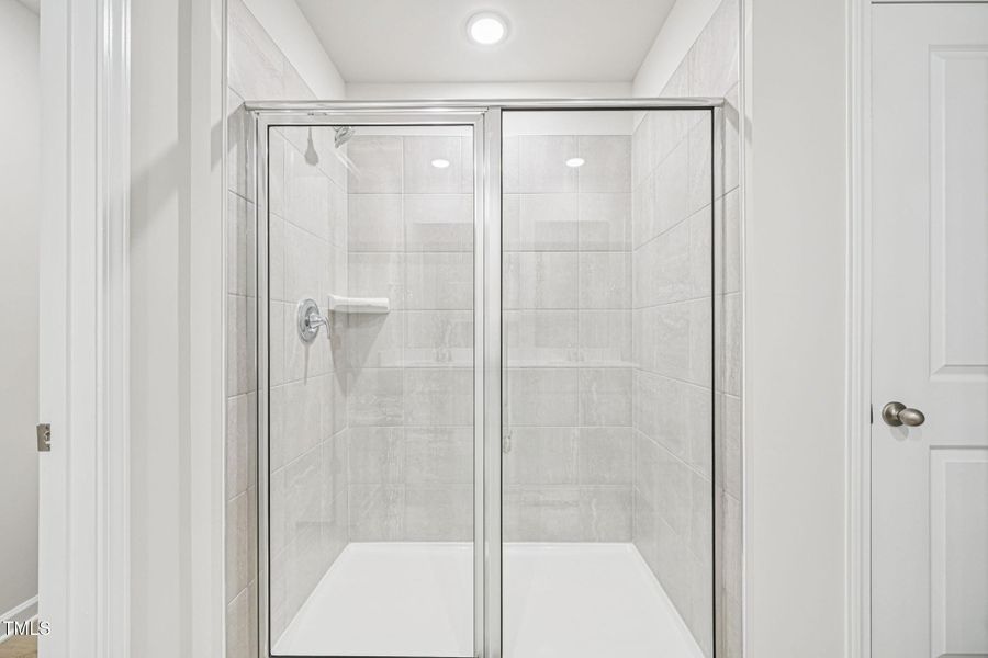 40-web-or-mls-Raleigh - Oak Manor - 721