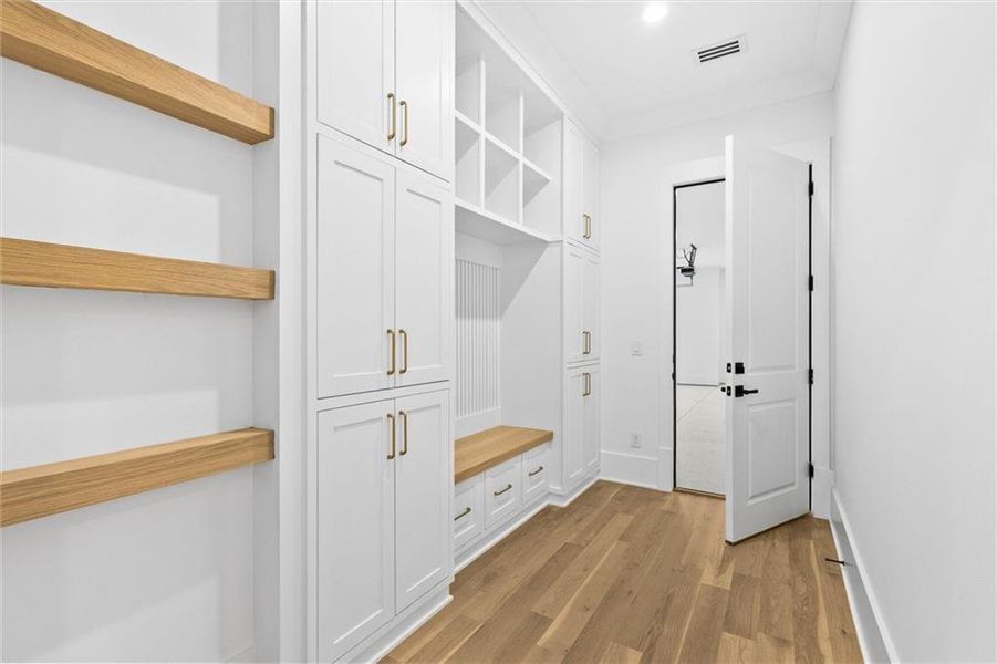 Spacious, unfurnished interior of a new home in , Lawrenceville (Image 48). Spacious, unfurnished interior of a new home in , Lawrenceville (Image 48).