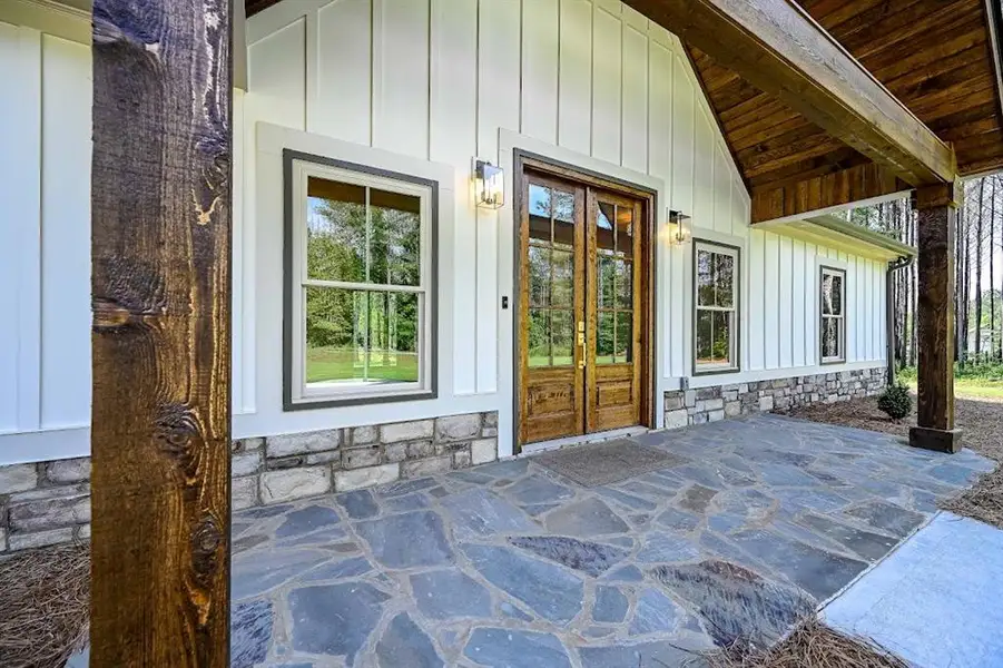 Exterior details and patio area of a home in , Carrollton (Image 4).