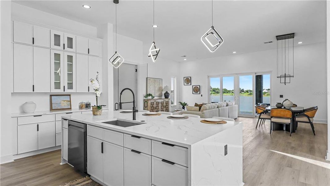 Furnished interior view inside a new home in , Lake Alfred (Image 11).