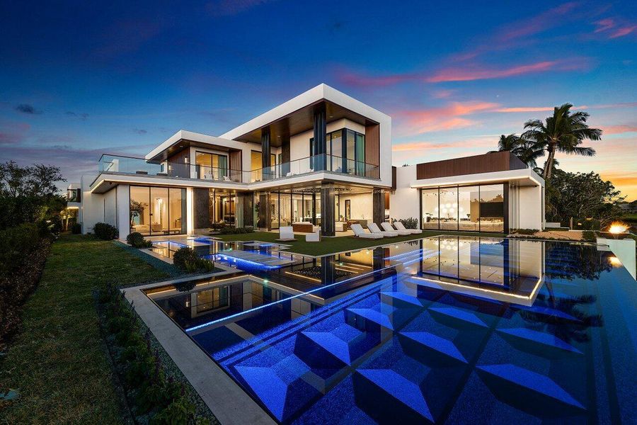 022-126SpinnakerLane-Jupiter-FL-33477-SM