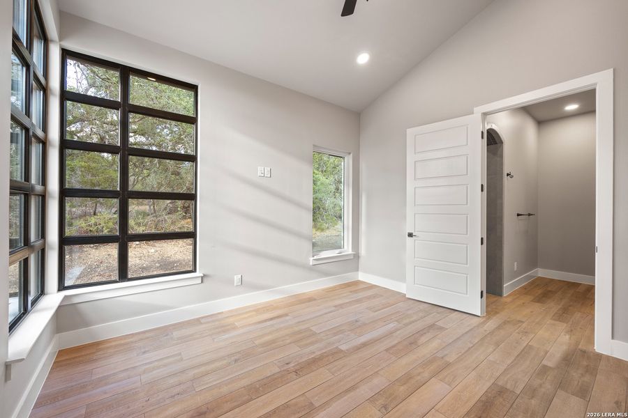Spacious, unfurnished interior of a new home in , Canyon Lake (Image 51). Spacious, unfurnished interior of a new home in , Canyon Lake (Image 51).