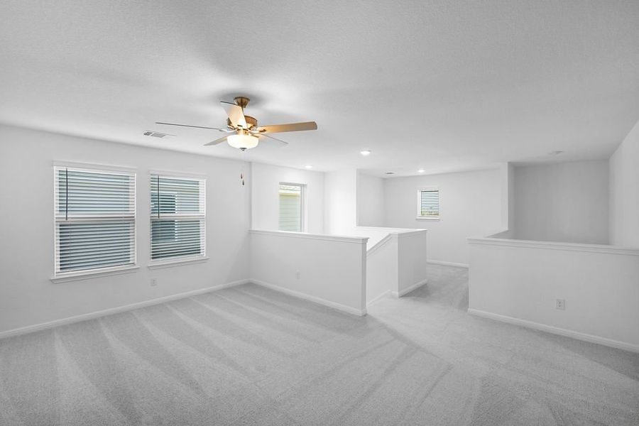 Spacious, unfurnished interior of a new home in Emory Crossing 50s, Hutto (Image 14).