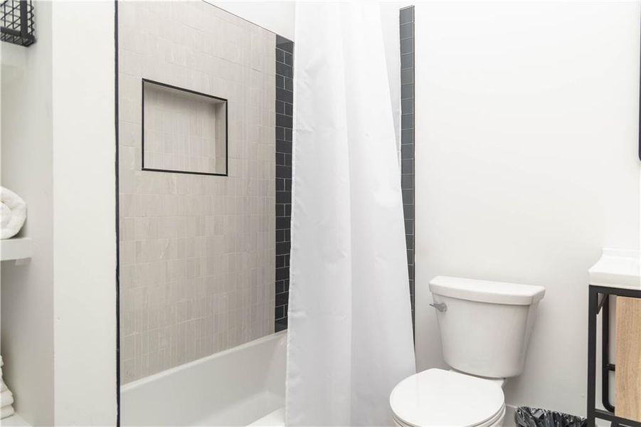 Image 69 of a home in .