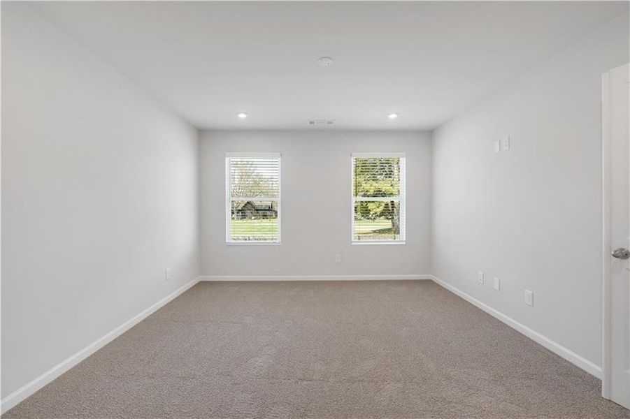 Spacious, unfurnished interior of a new home in Village Green, Adairsville (Image 20). Spacious, unfurnished interior of a new home in Village Green, Adairsville (Image 20).