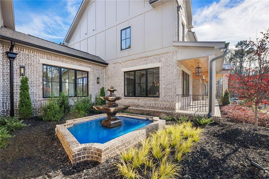 Exterior details and patio area of a home in , Alpharetta (Image 48).