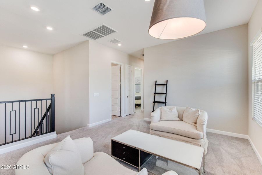 Upstairs Loft Upstairs Loft