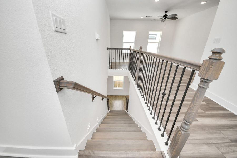 Spacious, unfurnished interior of a new home in , Houston (Image 12).