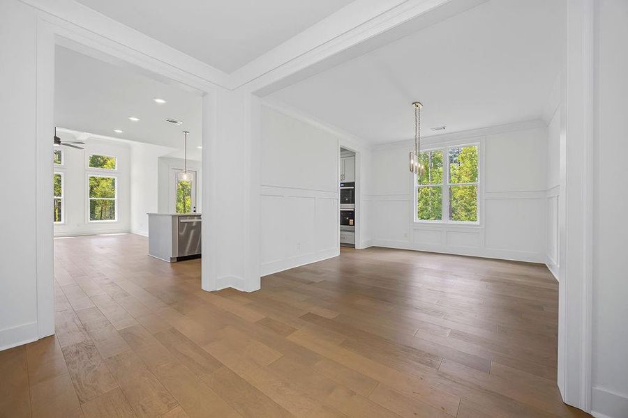 Spacious, unfurnished interior of a new home in Yellowstone Farms, Cumming (Image 38).