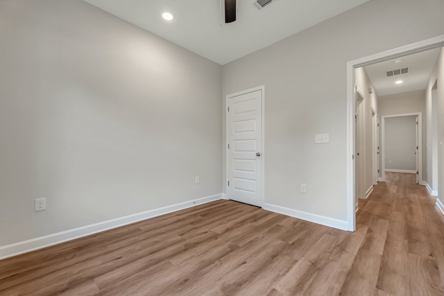 Spacious, unfurnished interior of a new home in Live Oak Cottages, Freeport (Image 43). Spacious, unfurnished interior of a new home in Live Oak Cottages, Freeport (Image 43).