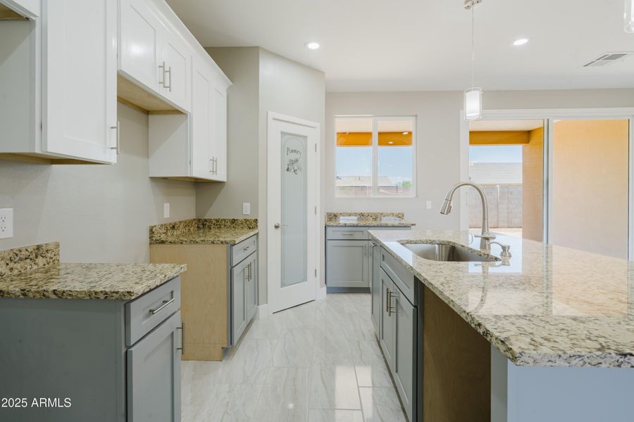 10199Bradshaw-21 10199Bradshaw-21