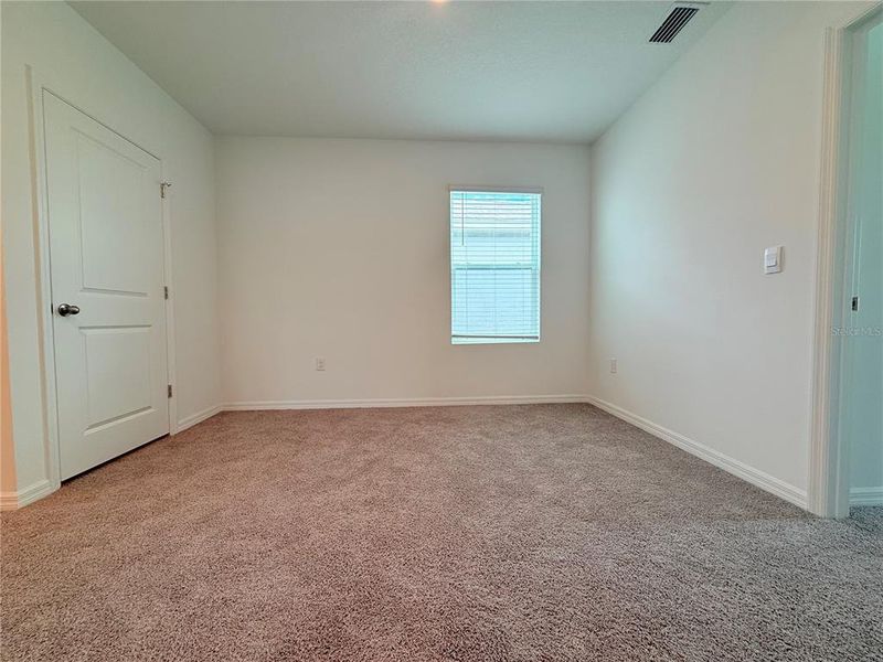 Spacious, unfurnished interior of a new home in Mirada, San Antonio (Image 24). Spacious, unfurnished interior of a new home in Mirada, San Antonio (Image 24).