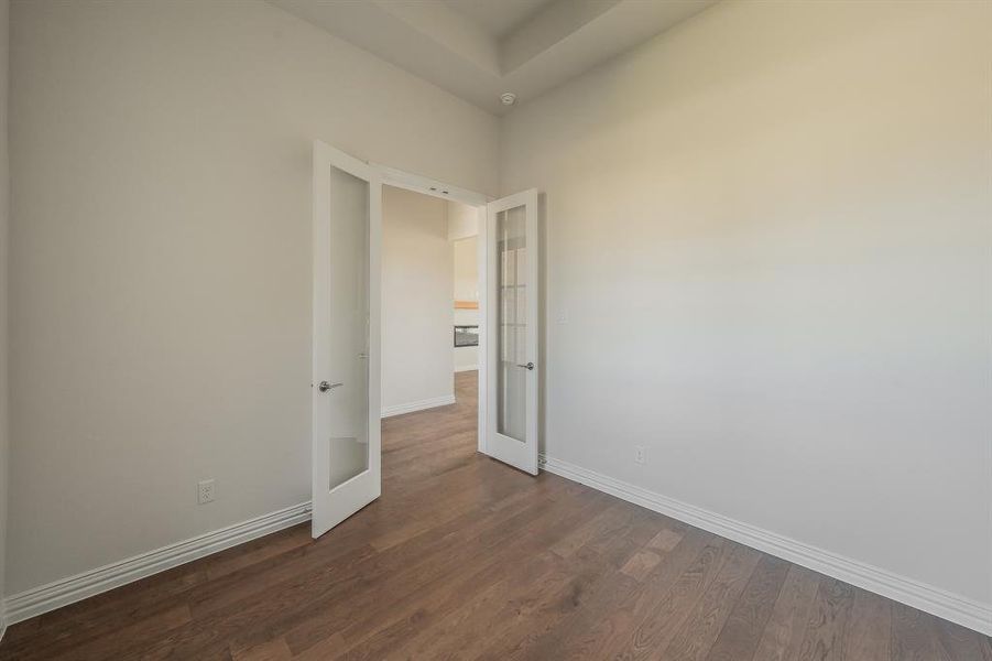 Spacious, unfurnished interior of a new home in Matthews Farms, Venus (Image 18). Spacious, unfurnished interior of a new home in Matthews Farms, Venus (Image 18).