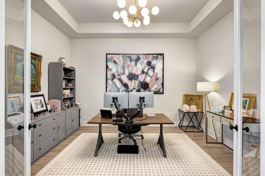 Furnished interior view inside a new home in Cross Creek Ranch 65′, Fulshear (Image 17). Furnished interior view inside a new home in Cross Creek Ranch 65′, Fulshear (Image 17).