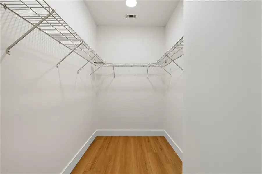 Spacious, unfurnished interior of a new home in , Toccoa (Image 26).