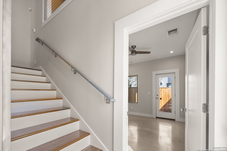 Spacious, unfurnished interior of a new home in , San Antonio (Image 18).