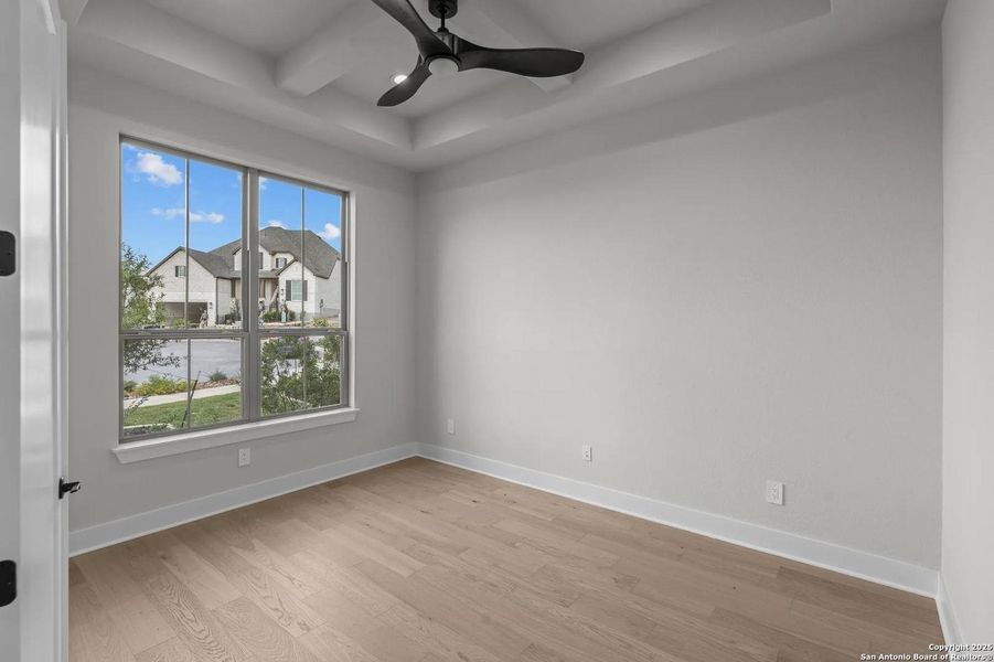 Spacious, unfurnished interior of a new home in Esperanza - 70', Boerne (Image 32).