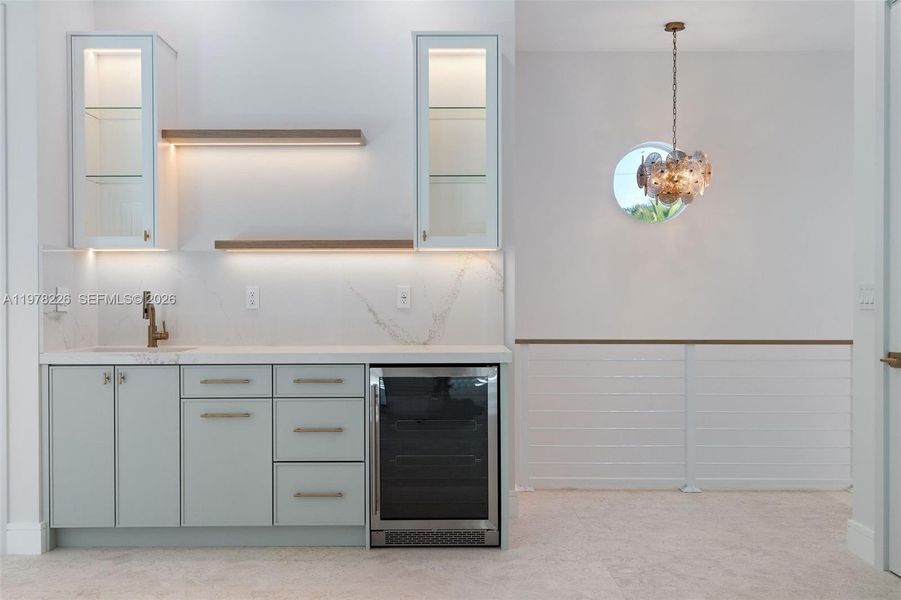 Furnished interior view inside a new home in , Islamorada, Village of Islands (Image 16).