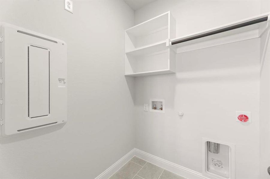 14_1033-lovely-day-lavon-tx-laundry-room 14_1033-lovely-day-lavon-tx-laundry-room